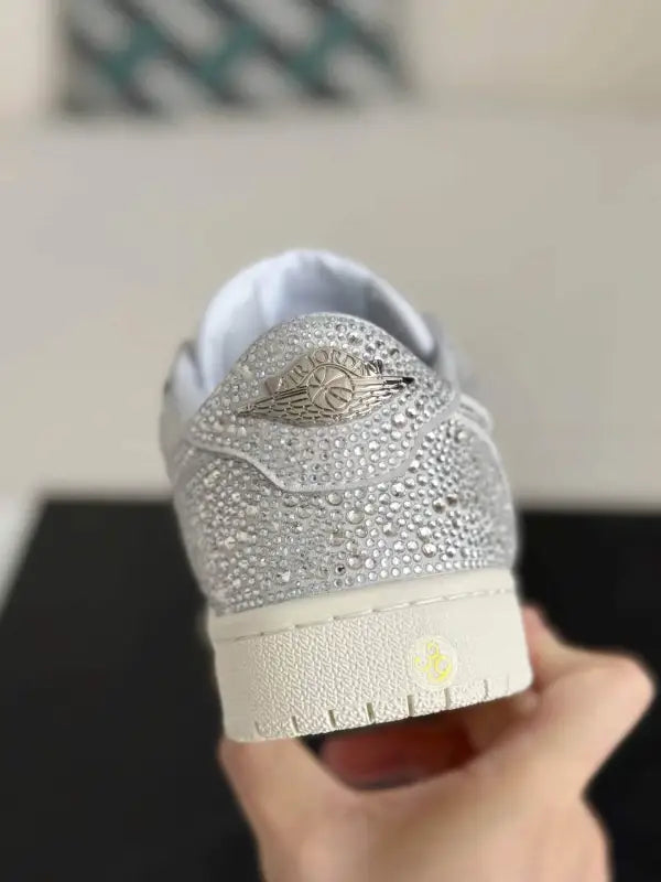 Air Jordan 1 Low “Platinum Sparkle” Silver - OMYGOODS