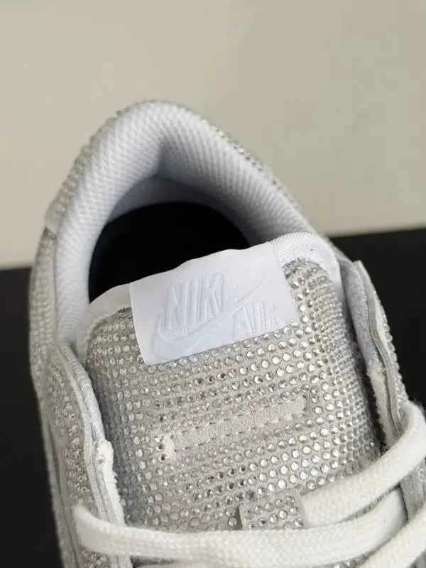 Air Jordan 1 Low “Platinum Sparkle” Silver - Dazzling Style Awaits