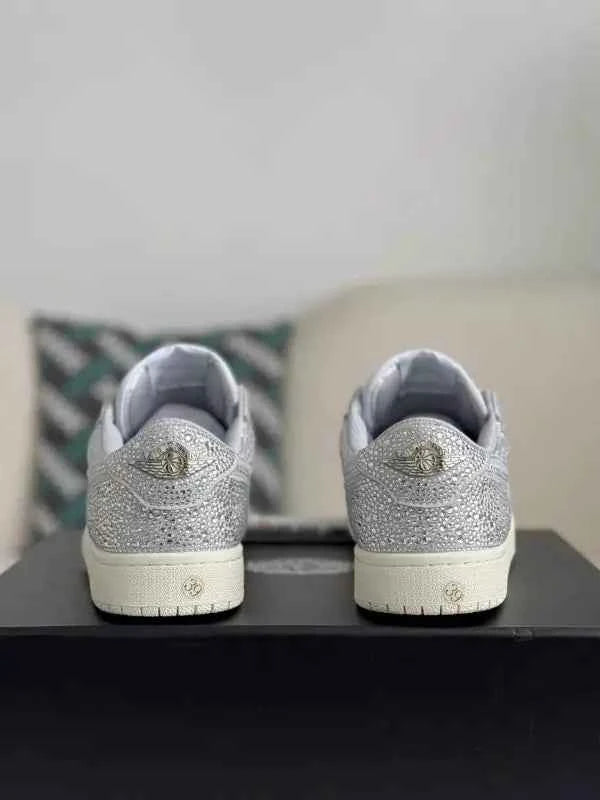 Air Jordan 1 Low “Platinum Sparkle” Silver - Dazzling Style Awaits