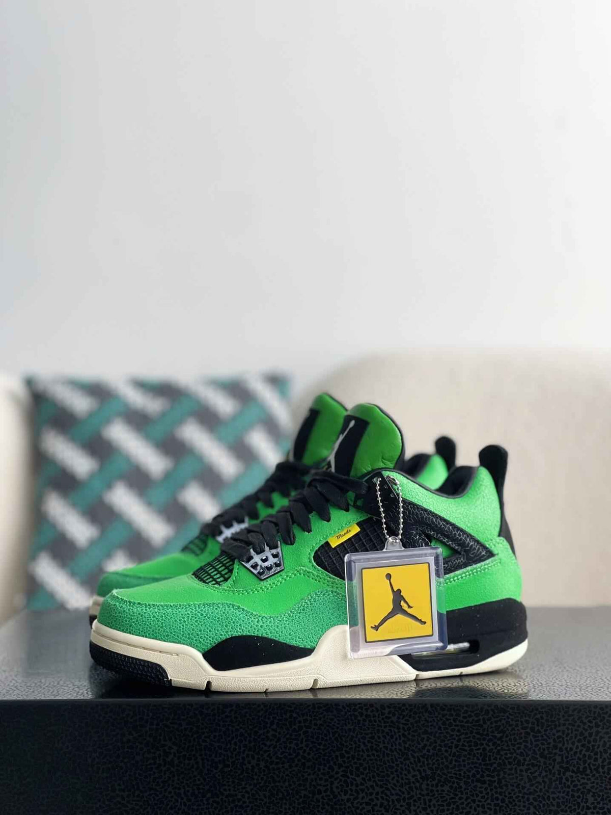 Air Jordan 4 Retro “Manila” Green Black
