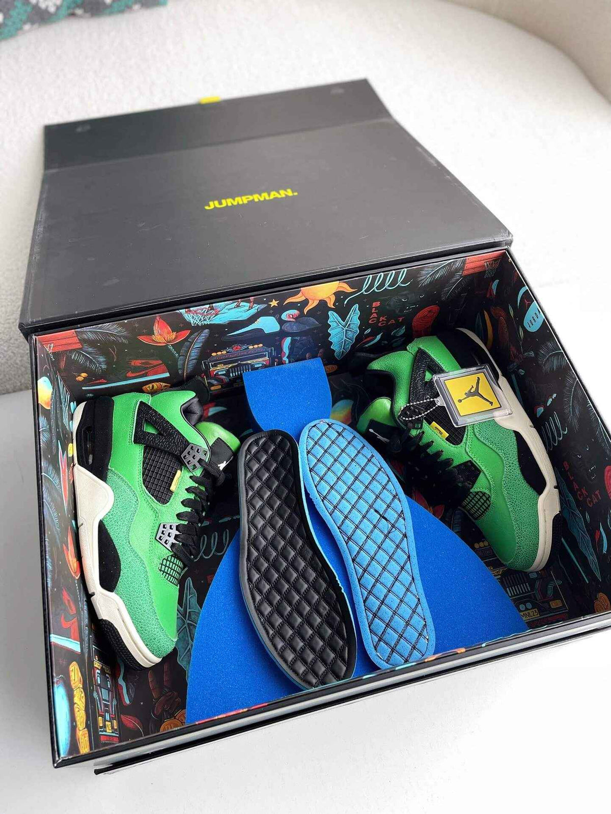 Air Jordan 4 Retro “Manila” Green Black