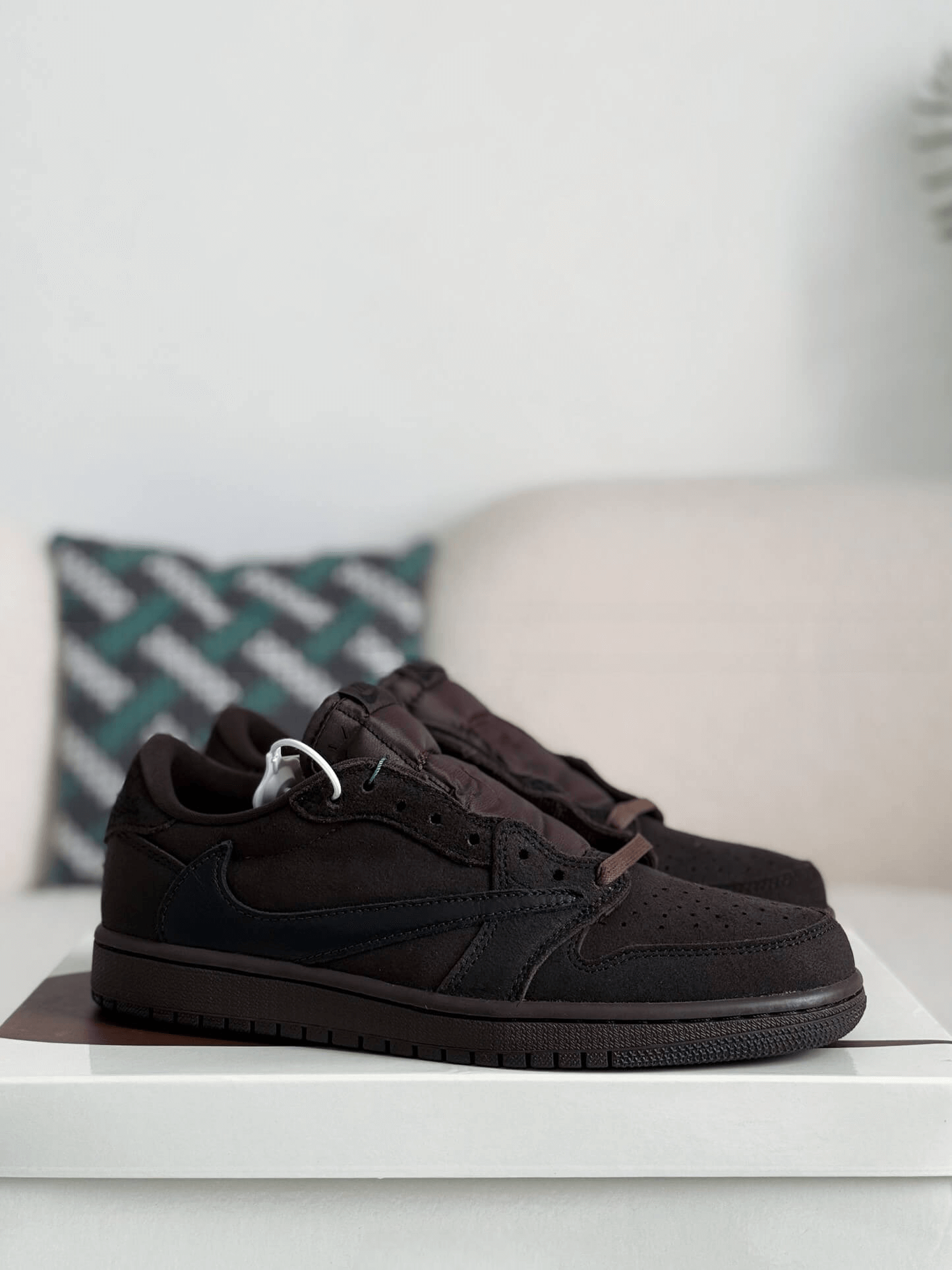 Air Jordan 1 Retro Low OG SP Travis Scott “Velvet Brown” CUSTOM