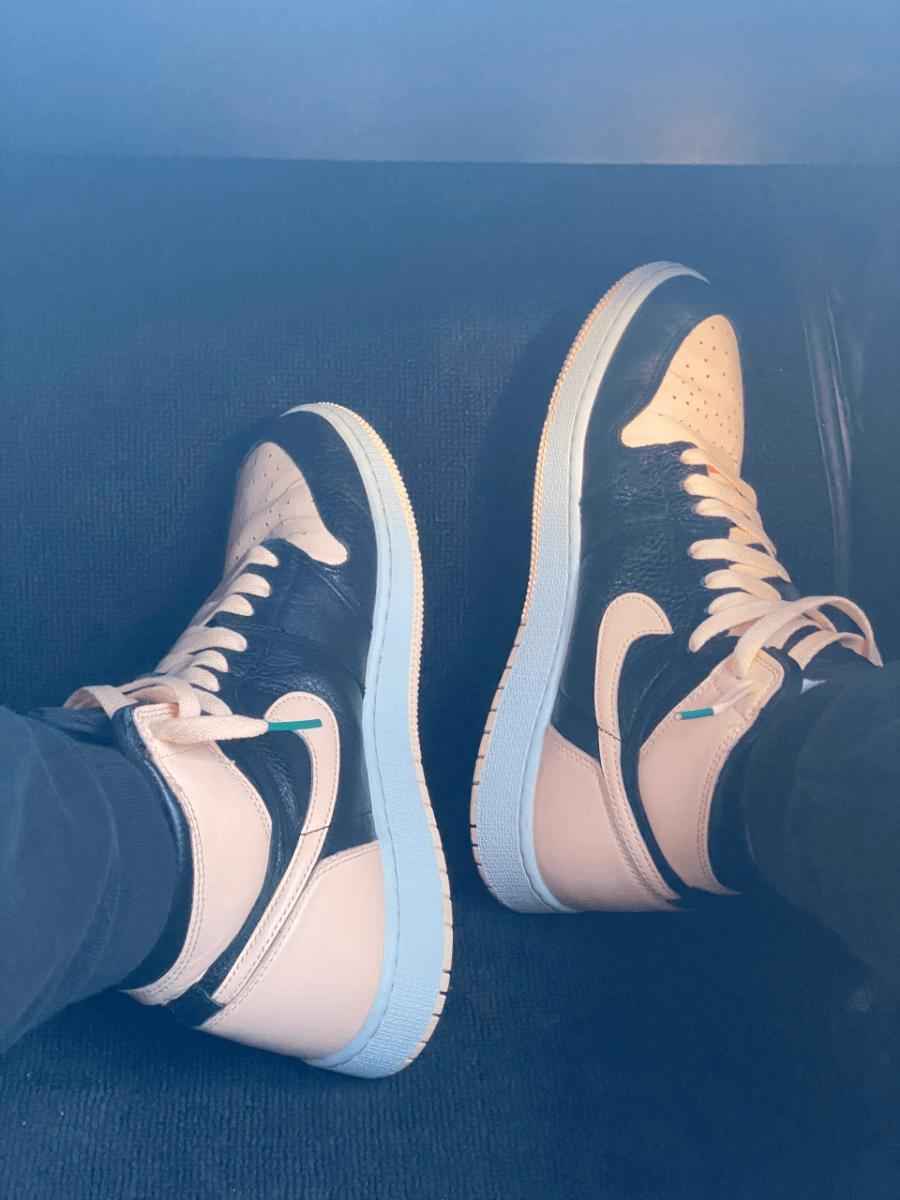 Air Jordan 1 Crimson Tint Sneakers - Style Meets Comfort