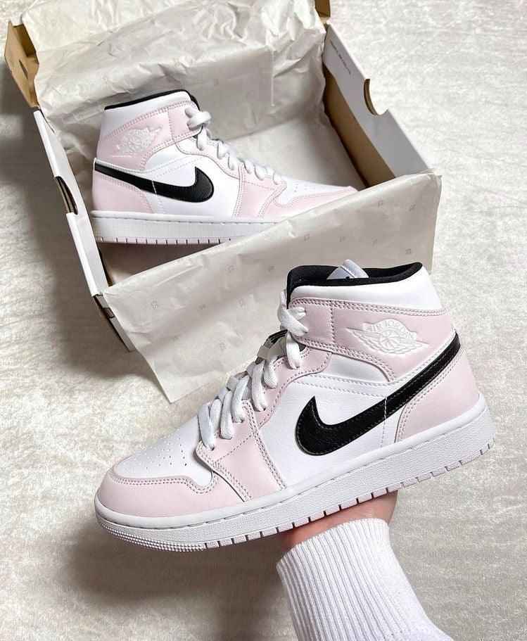 Air Jordan 1 Pink Mid - Elevate Your Sneaker Game