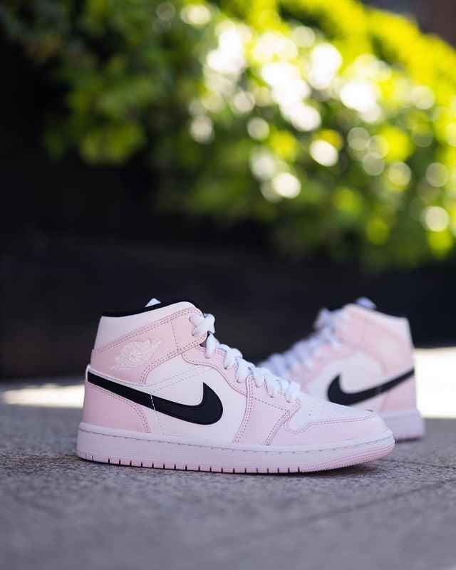 Air Jordan 1 Pink Mid - Elevate Your Sneaker Game