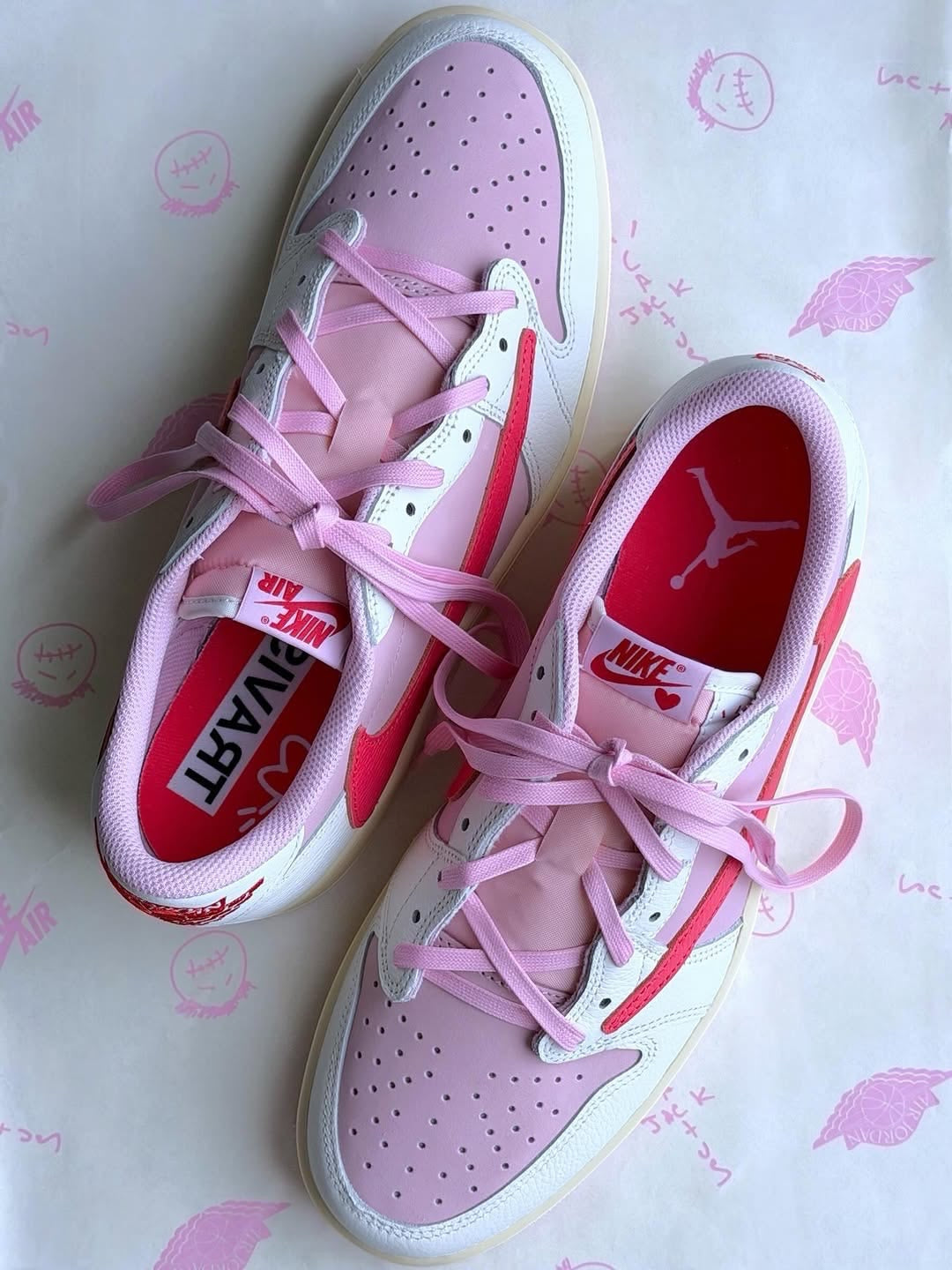 Travis Scott × AJ1 Low "Shy Pink" - Elevate Your Style - OMYGOODS