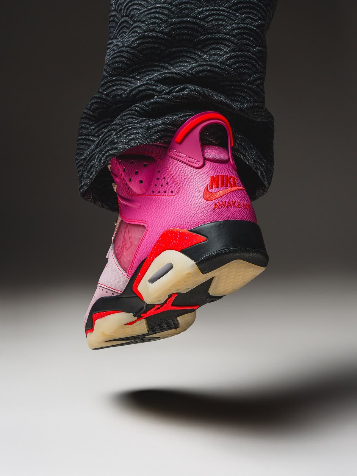 Air Jordan 6 Awake - Iconic Style Meets Modern Comfort