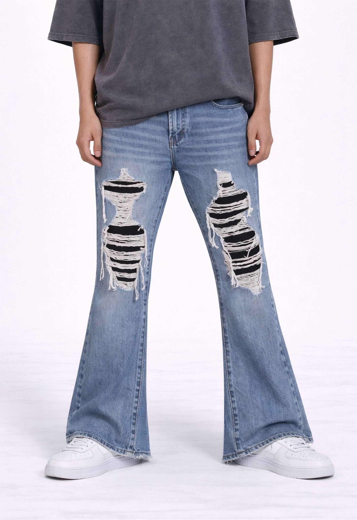 DESTROYED SPLIT DENIM