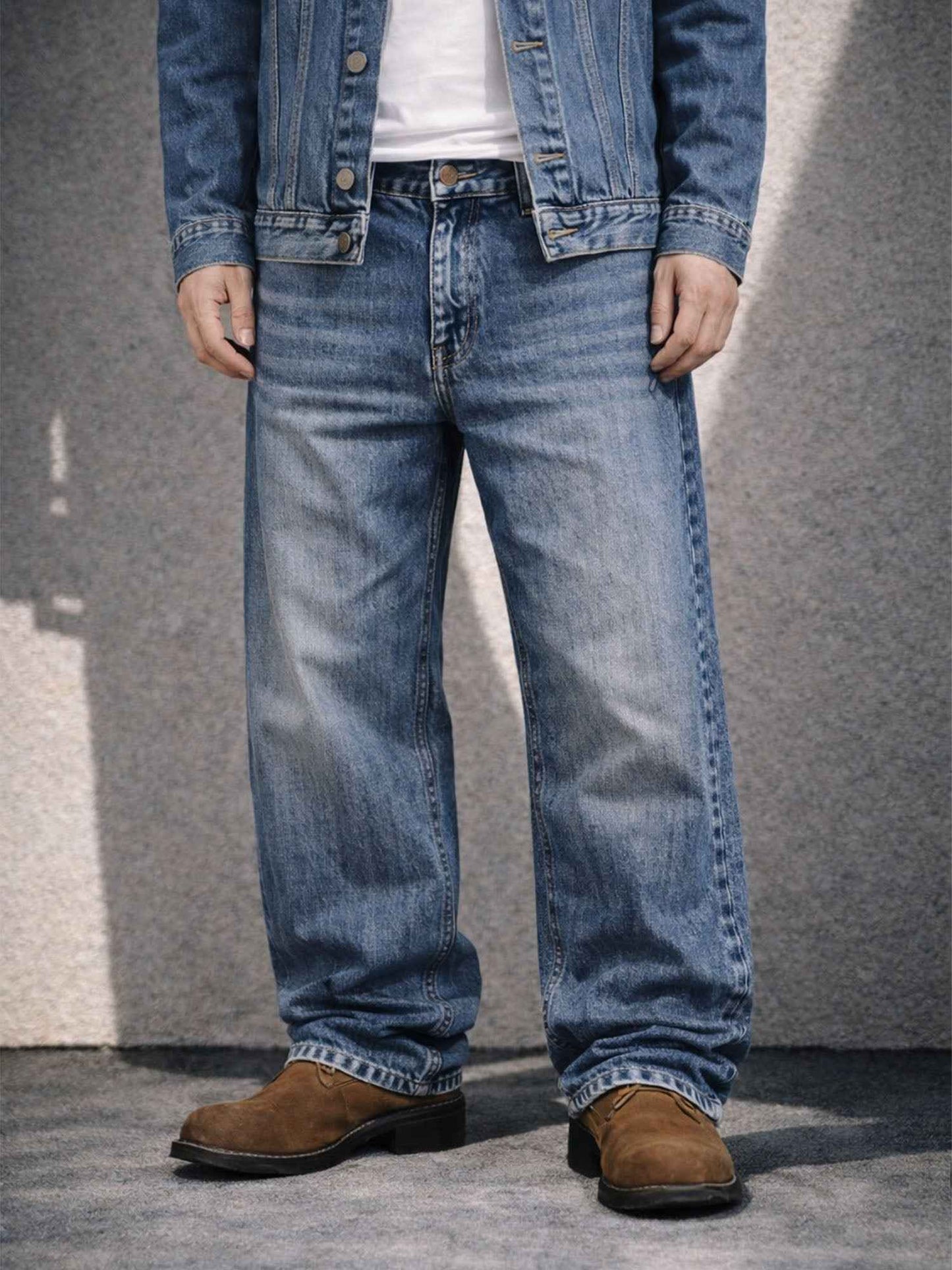 CLASSIC RELAXED DENIM
