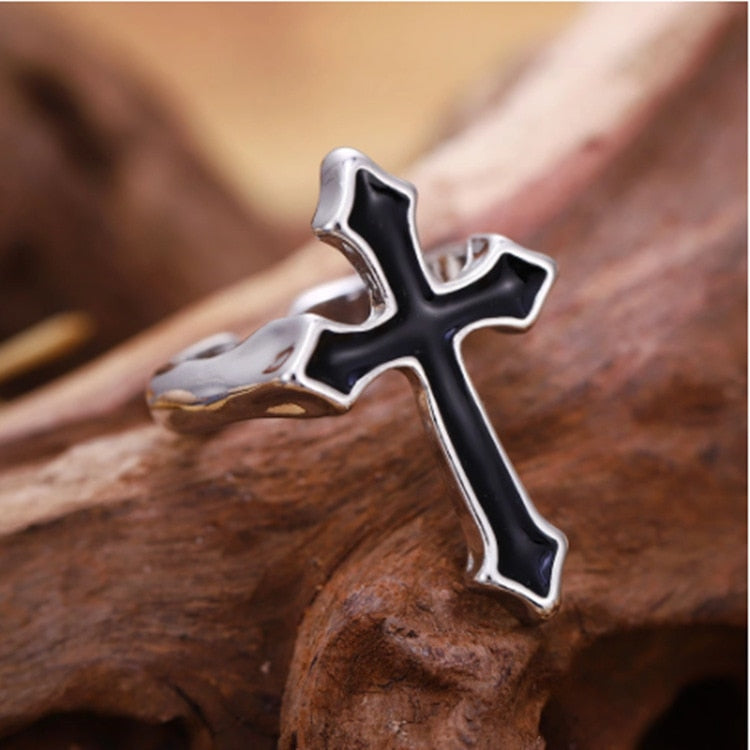 Holy | Ring