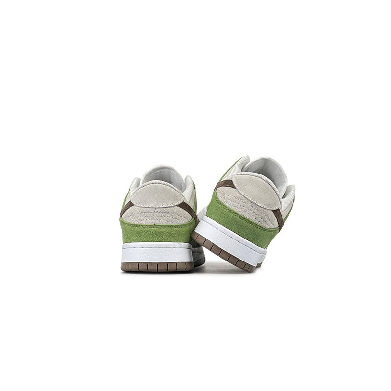 STR | Versatile Sneakers