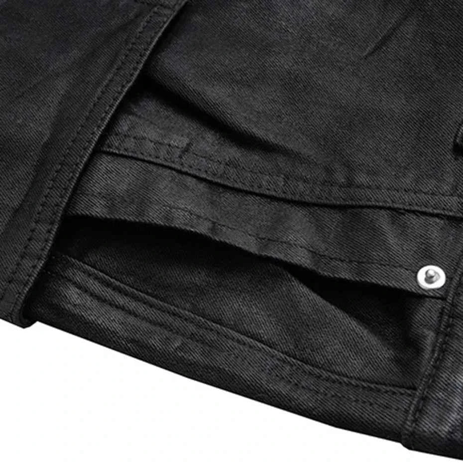 Side Pockets Denim Shorts