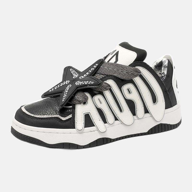Detach | Shoe