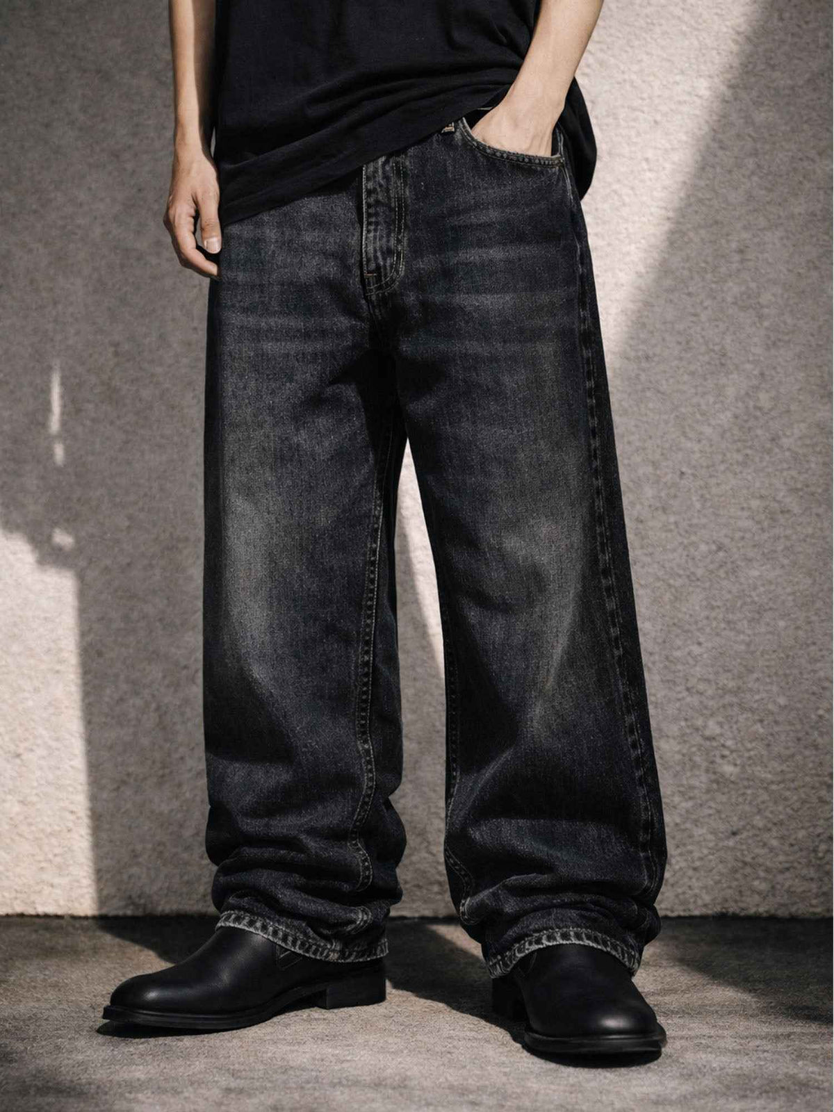 BLACK WASH BAGGY DENIM