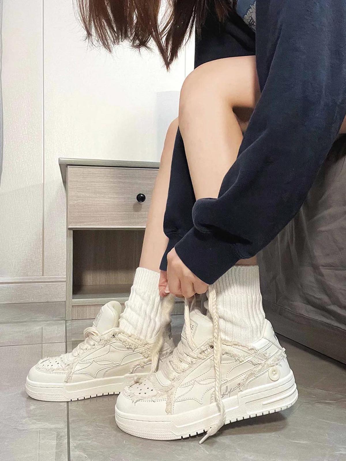 Omygoods Casual White Board Shoes