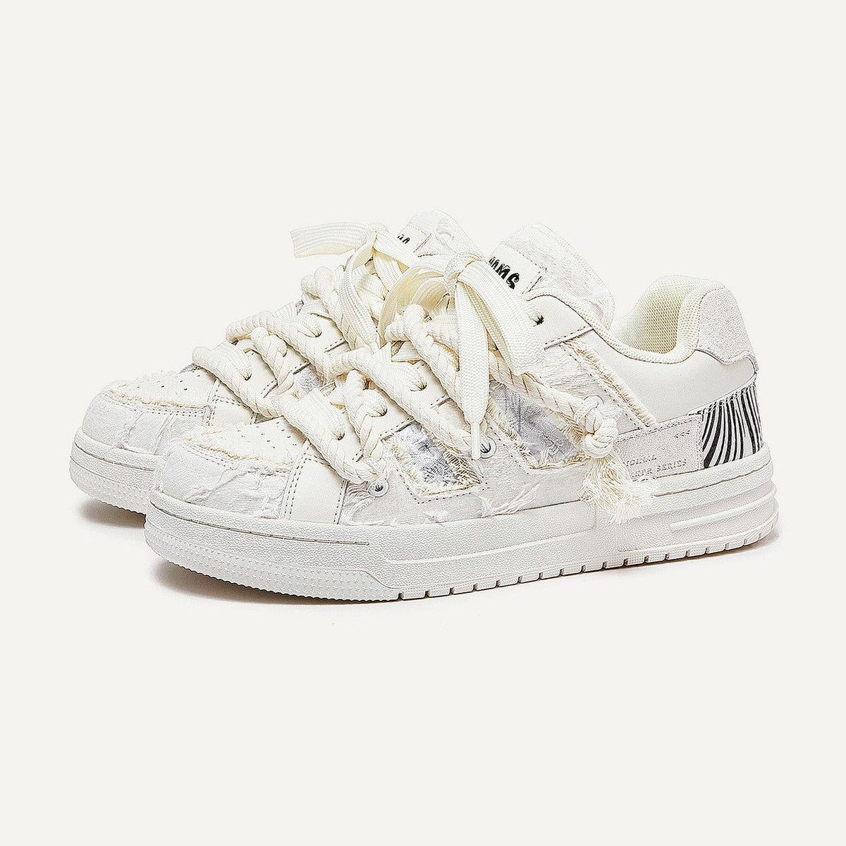 Cloud | White Streetwear Sneakers - OMYGOODS