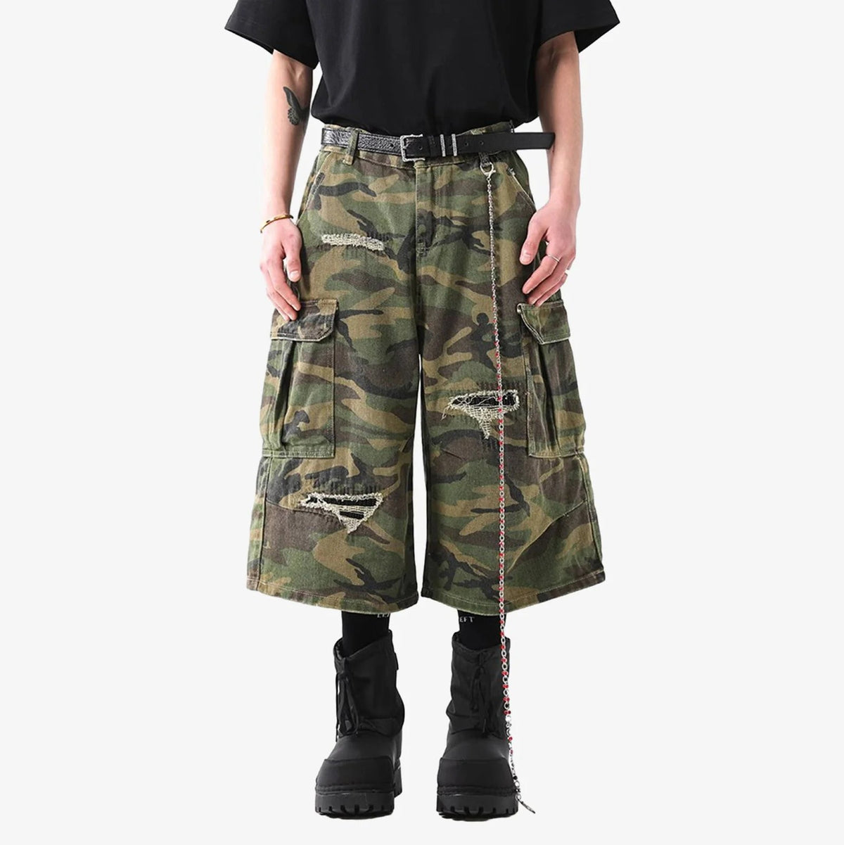 Destroyed Camo Baggy Cargo Shorts for Ultimate Comfort - OMYGOODS