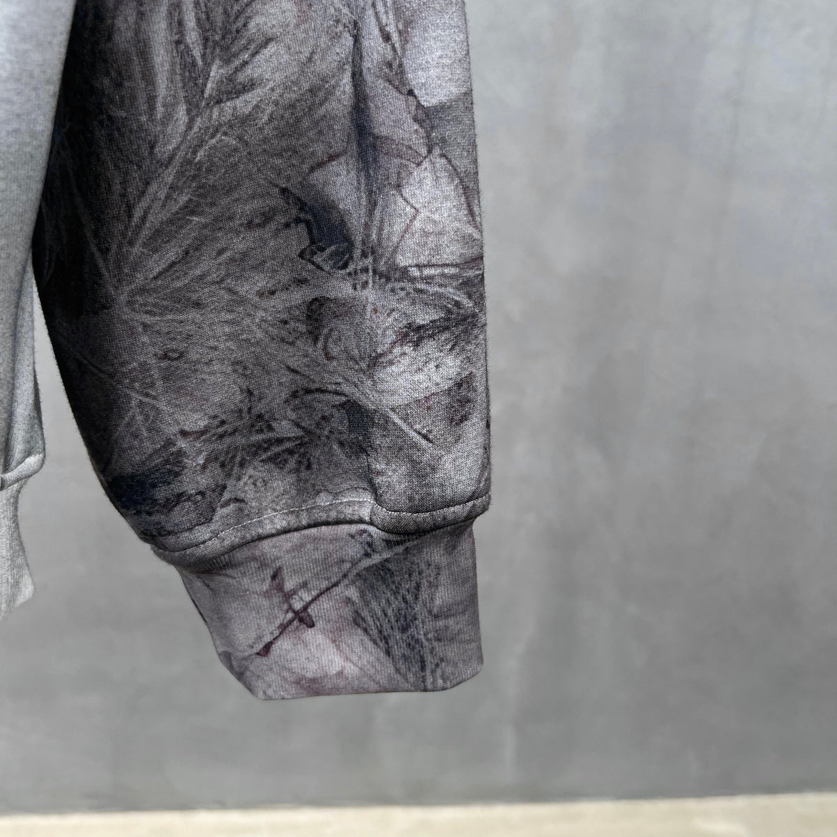 Frosted Camo Sleeve | Oversized Hoodie - OMYGOODS