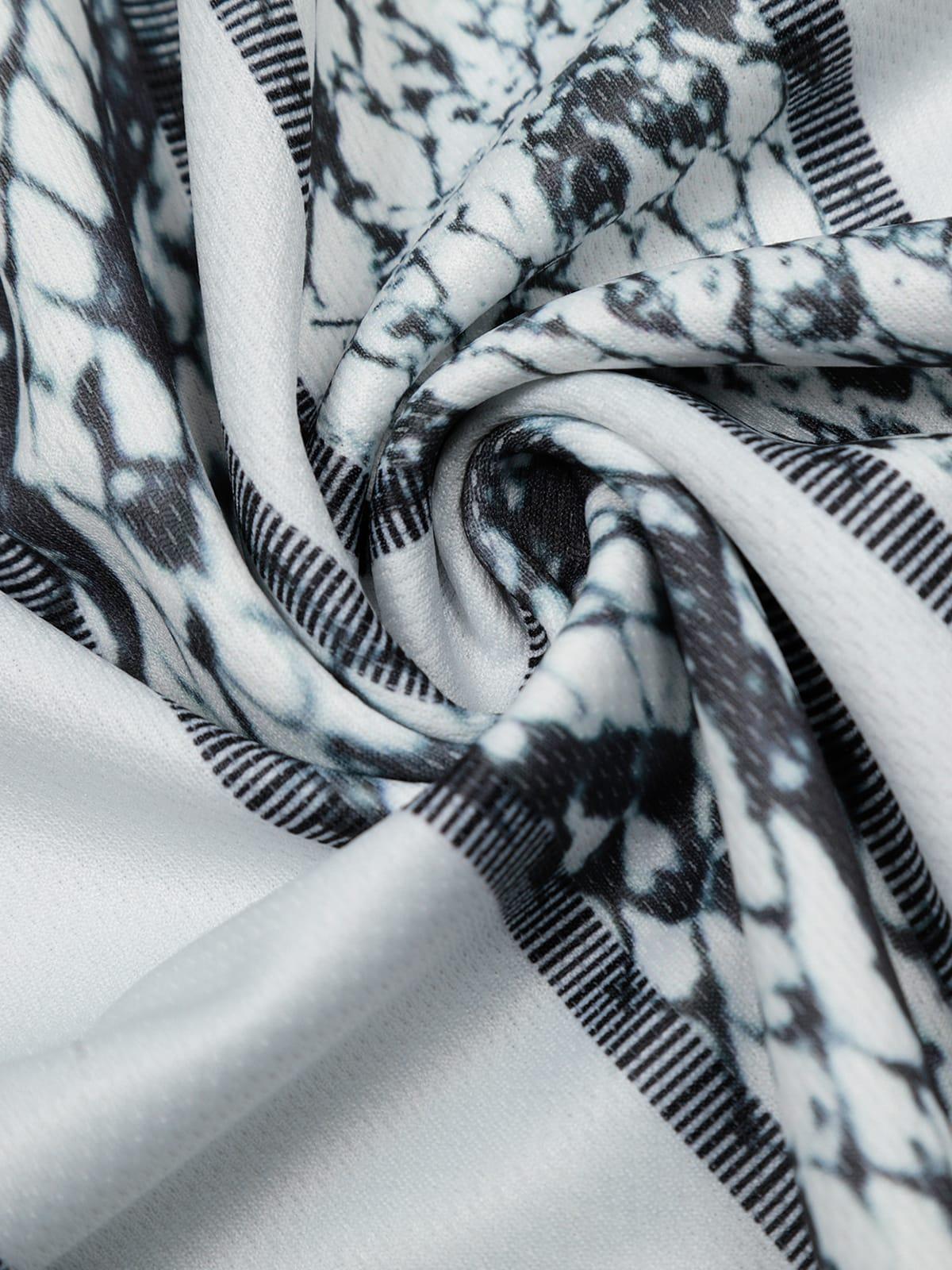Omygoods Jersey Style Snake Print T-Shirt