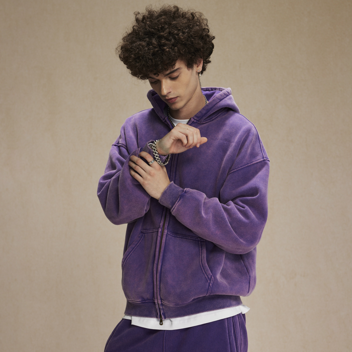 Retro Essence | Washed Oversized Zip-Up Hoodie