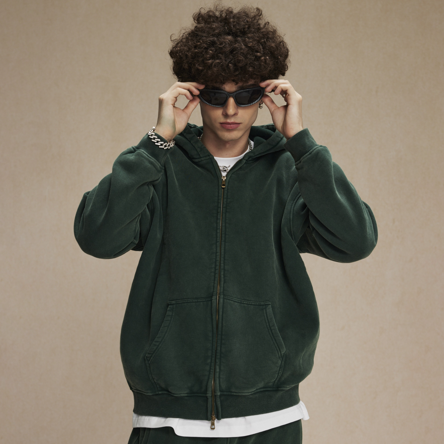 Retro Essence | Washed Oversized Zip-Up Hoodie