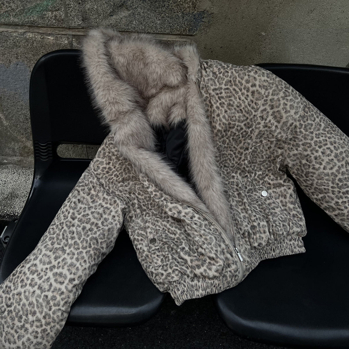 Leopard Patterned / Faux Fur Jacket - OMYGOODS