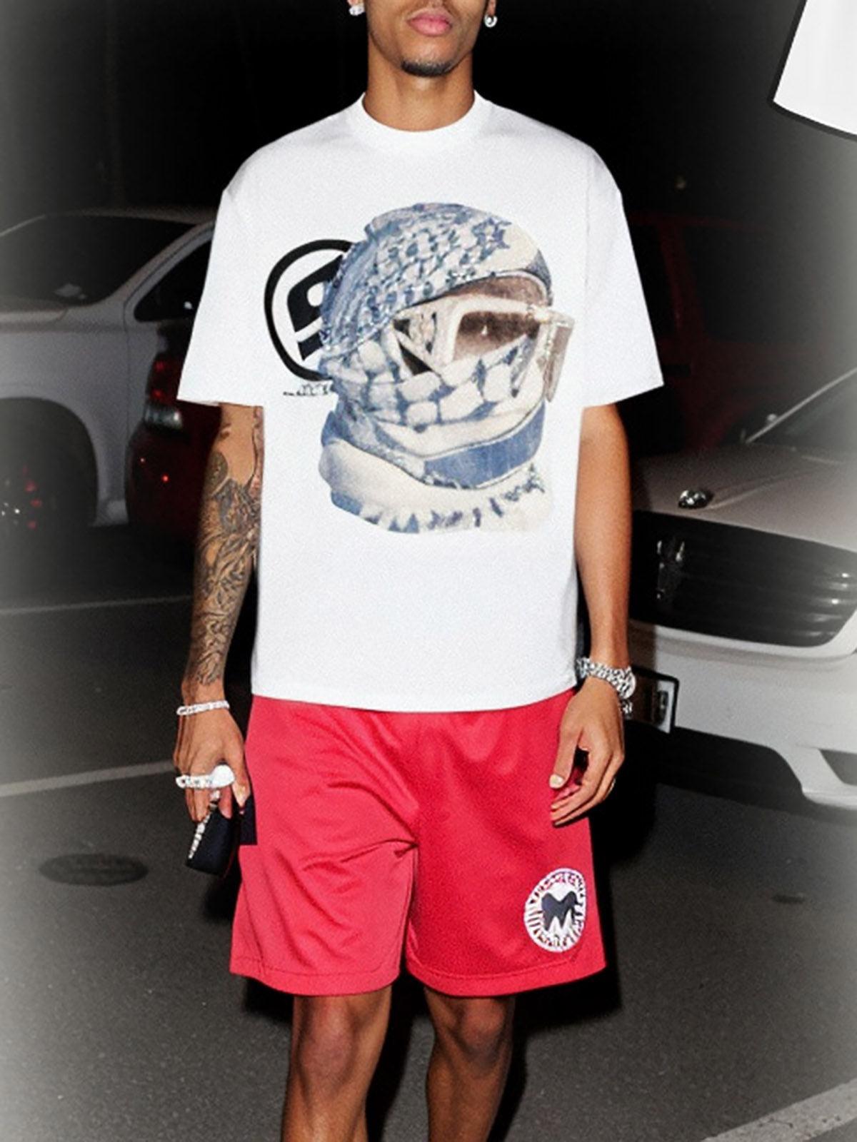 Omygoods Masked Portrait Graphic T-Shirt