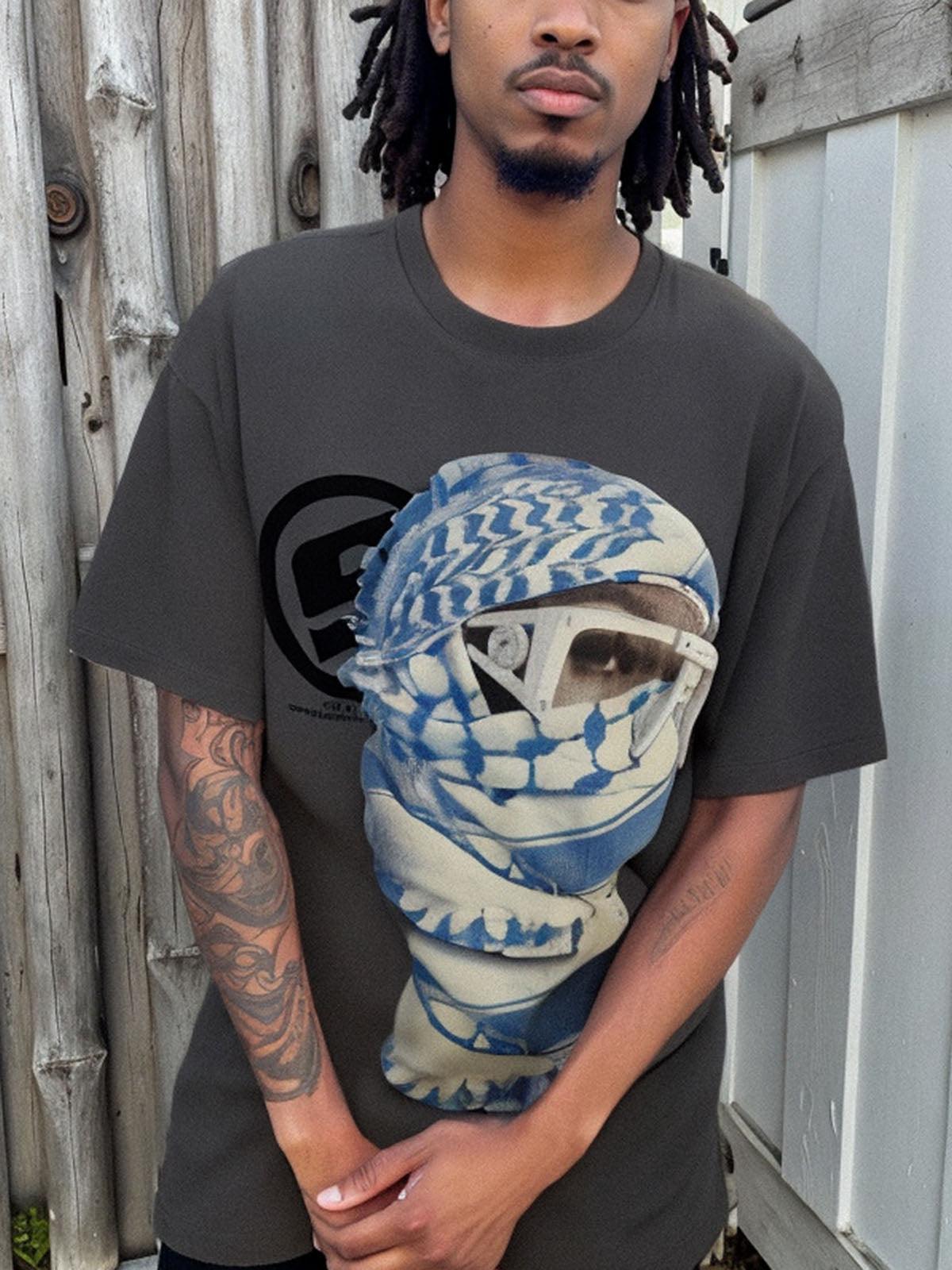 Omygoods Masked Portrait Graphic T-Shirt
