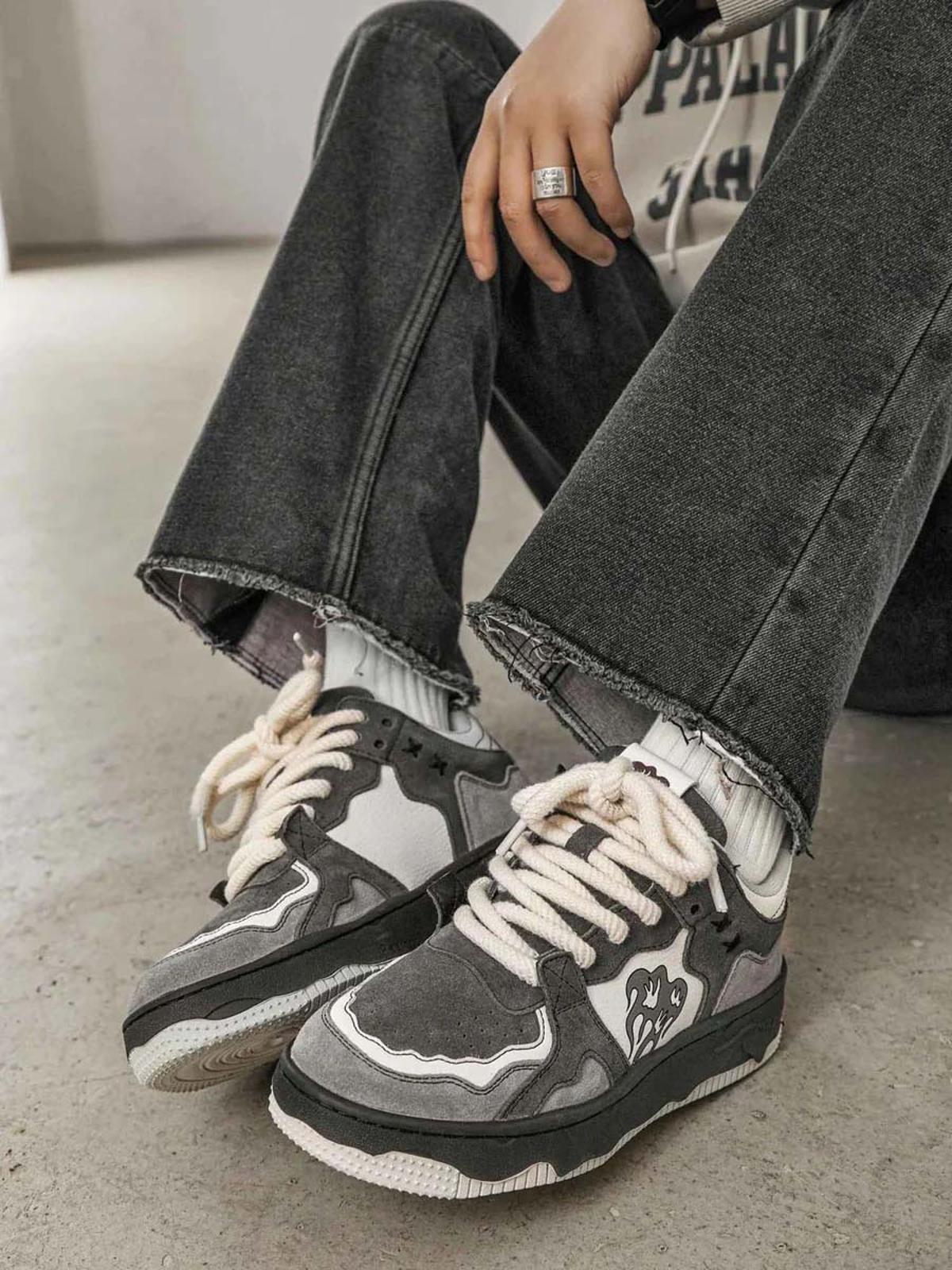 Omygoods Monochrome Shadowwave Heavy-Duty Street Sneakers