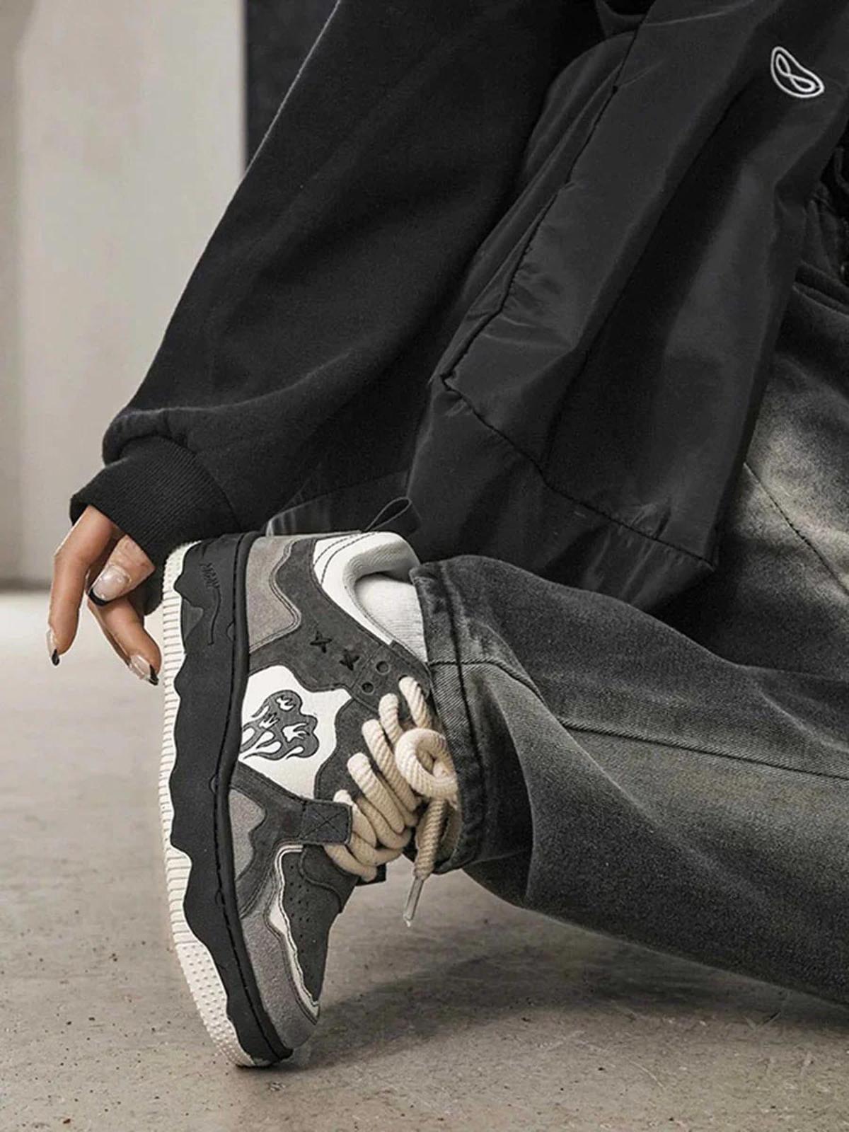 Omygoods Monochrome Shadowwave Heavy-Duty Street Sneakers