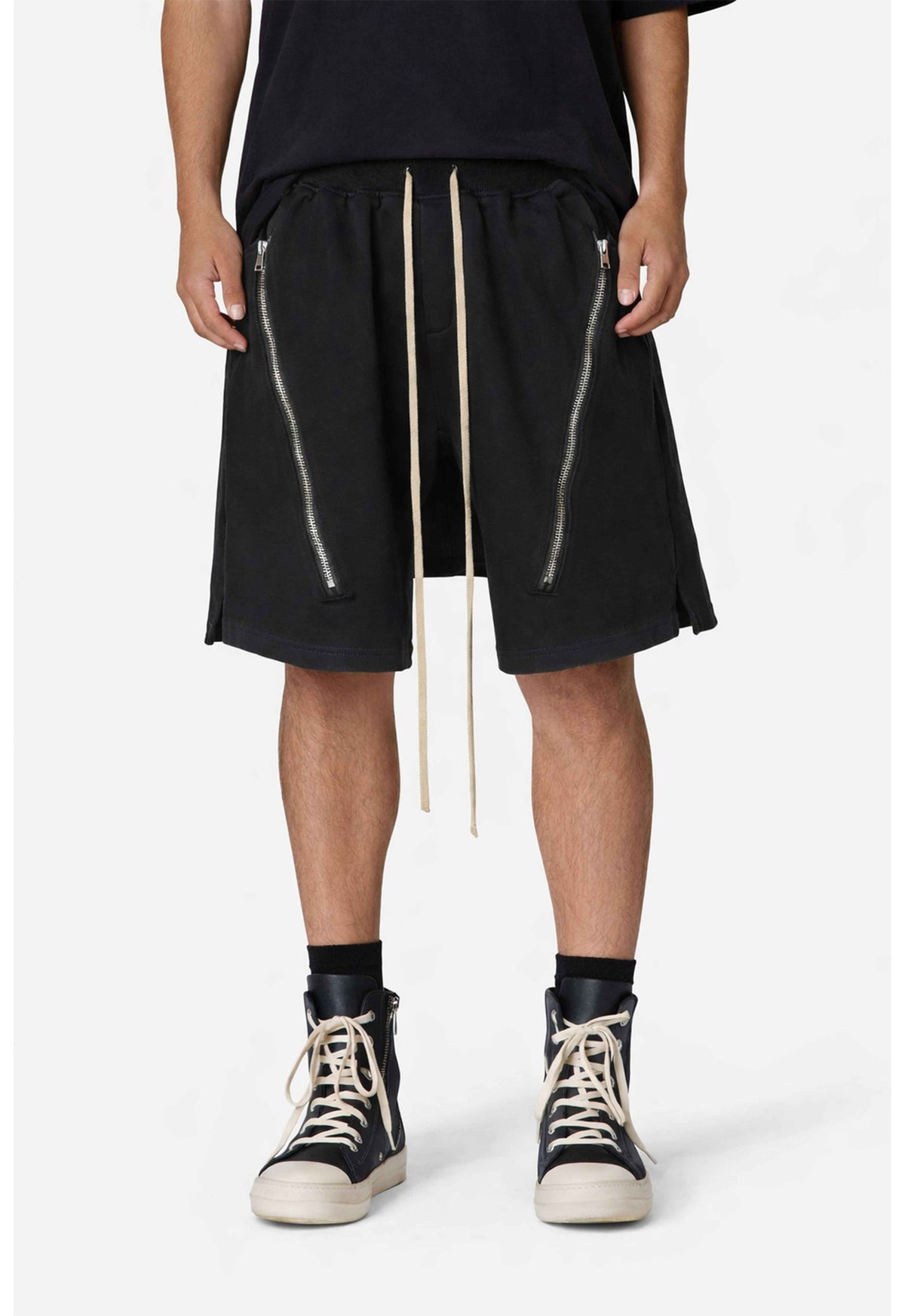 NOIR ZIP DRAWSTRING CARGO SHORTS