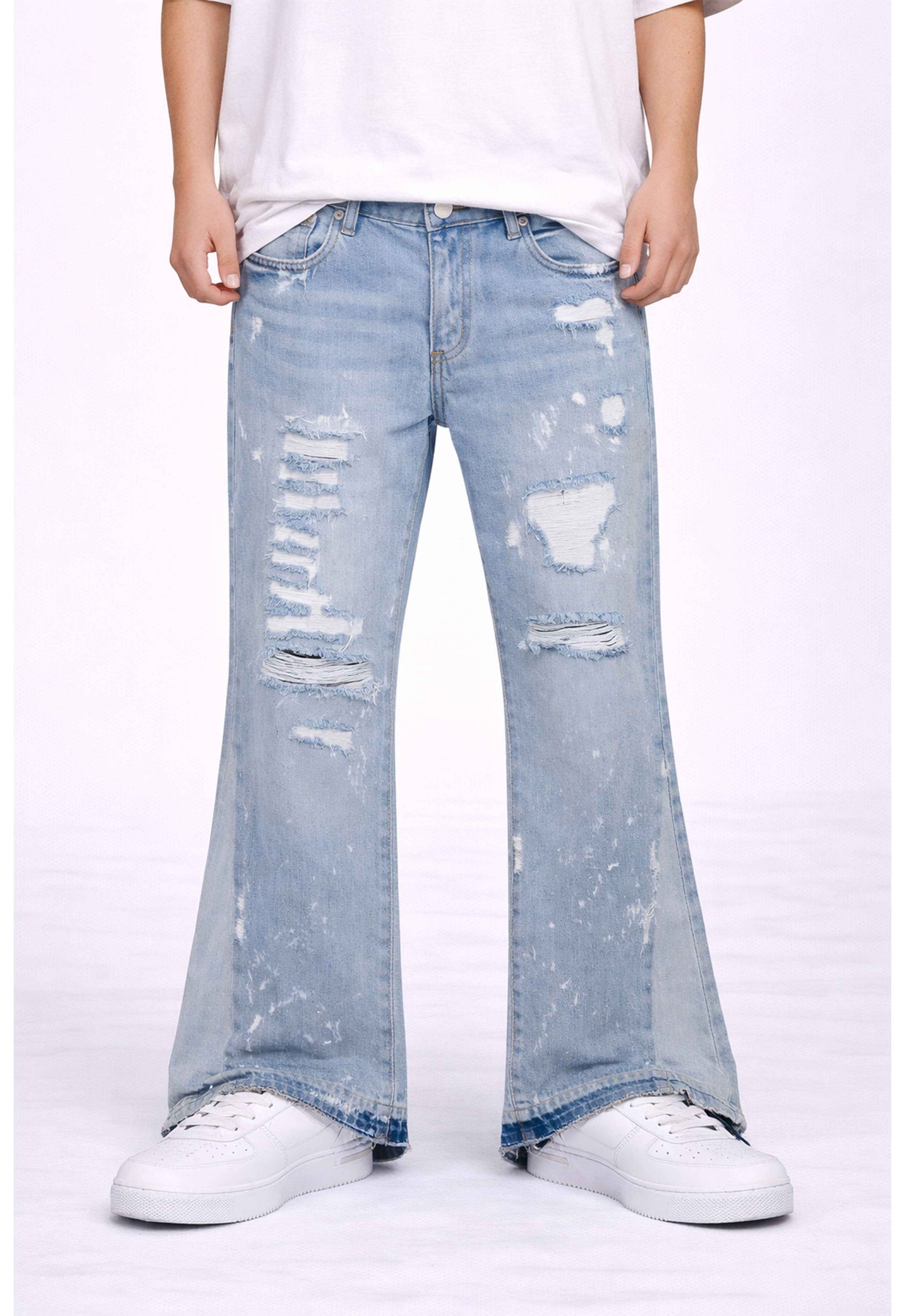 SKY DISTRESSED SPLIT FLARE DENIM