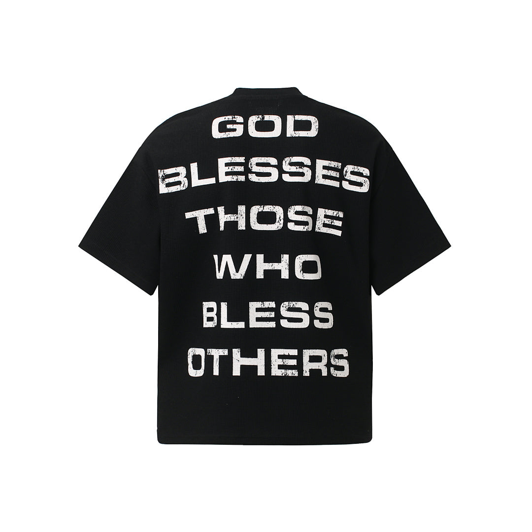 Oversized Red Cross Graphic Streetwear T-Shirt for Bold Style - OMYGOODS