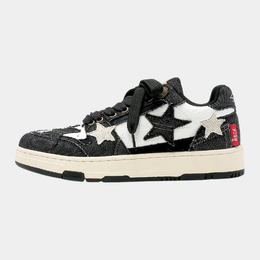 Star | Black Sneakers - OMYGOODS