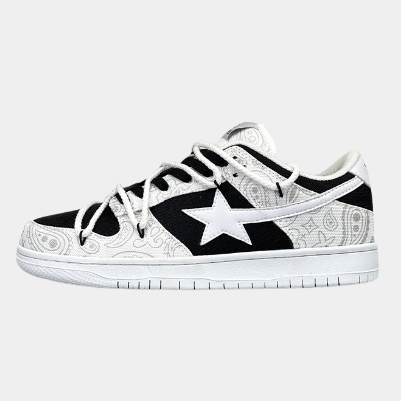 Swoop | Black and White Sneakers - OMYGOODS