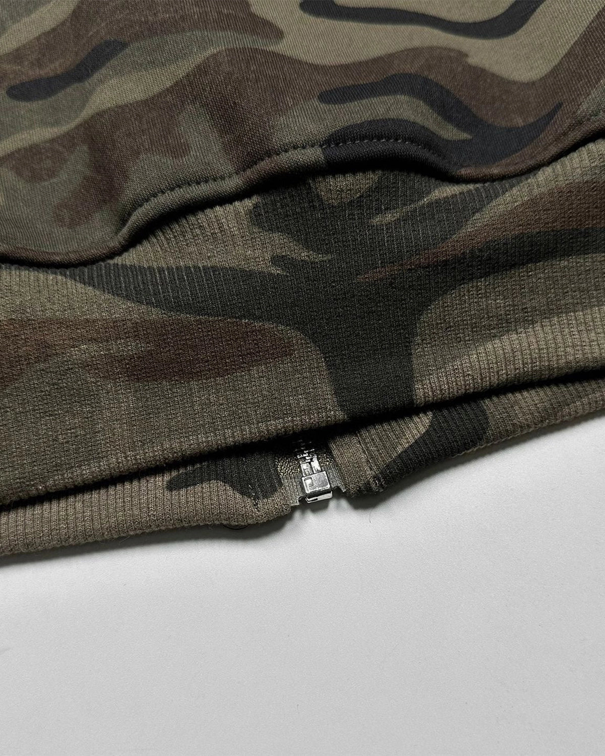 Omygoods 69 Applique Embroidery Camo Zip Up Hoodie