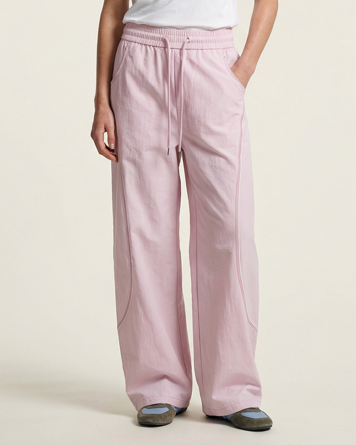 Omygoods AirFlow Contrast Embroidered Track Pants