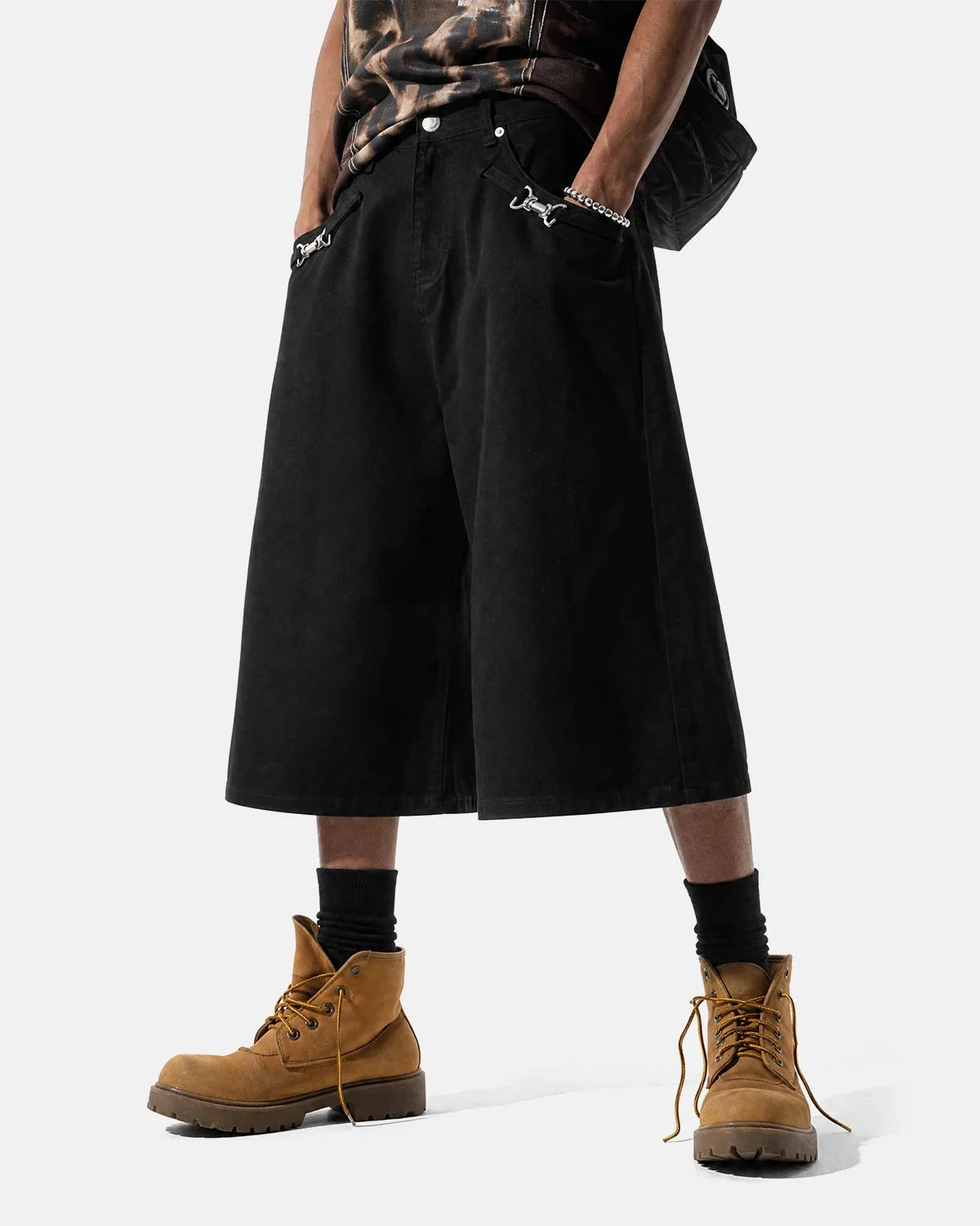Omygoods Back Buckle Longline Casual Shorts