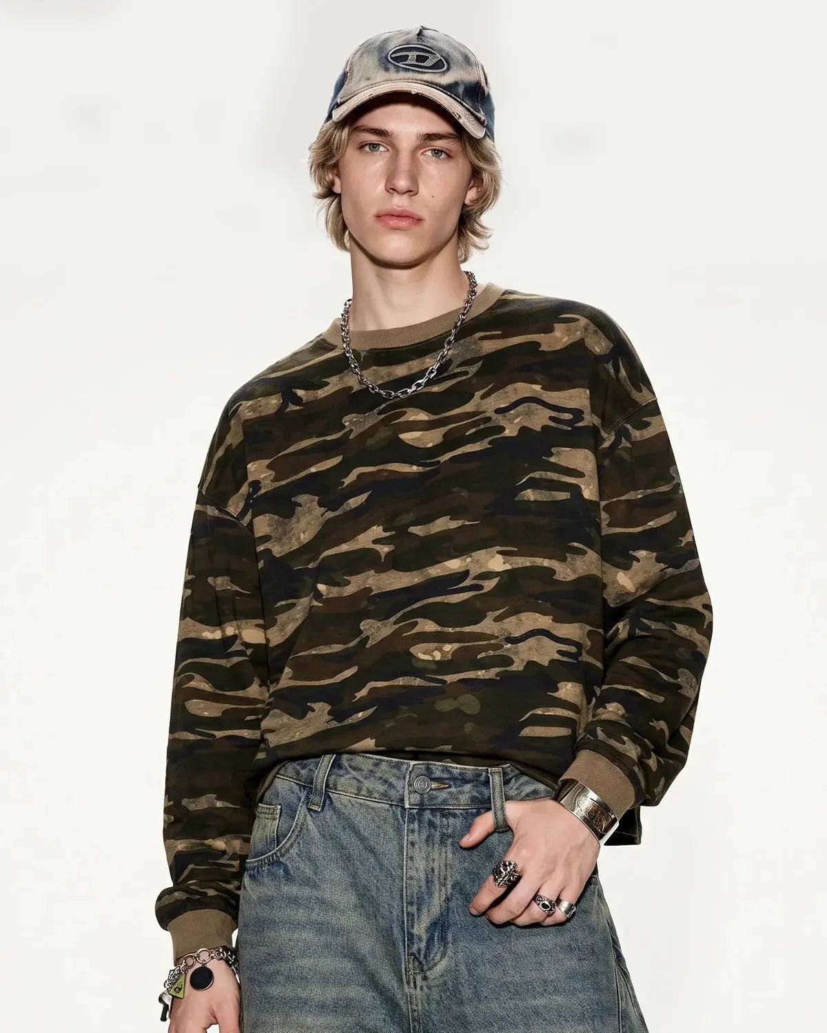 Omygoods Boxy Camo Tee In Khaki