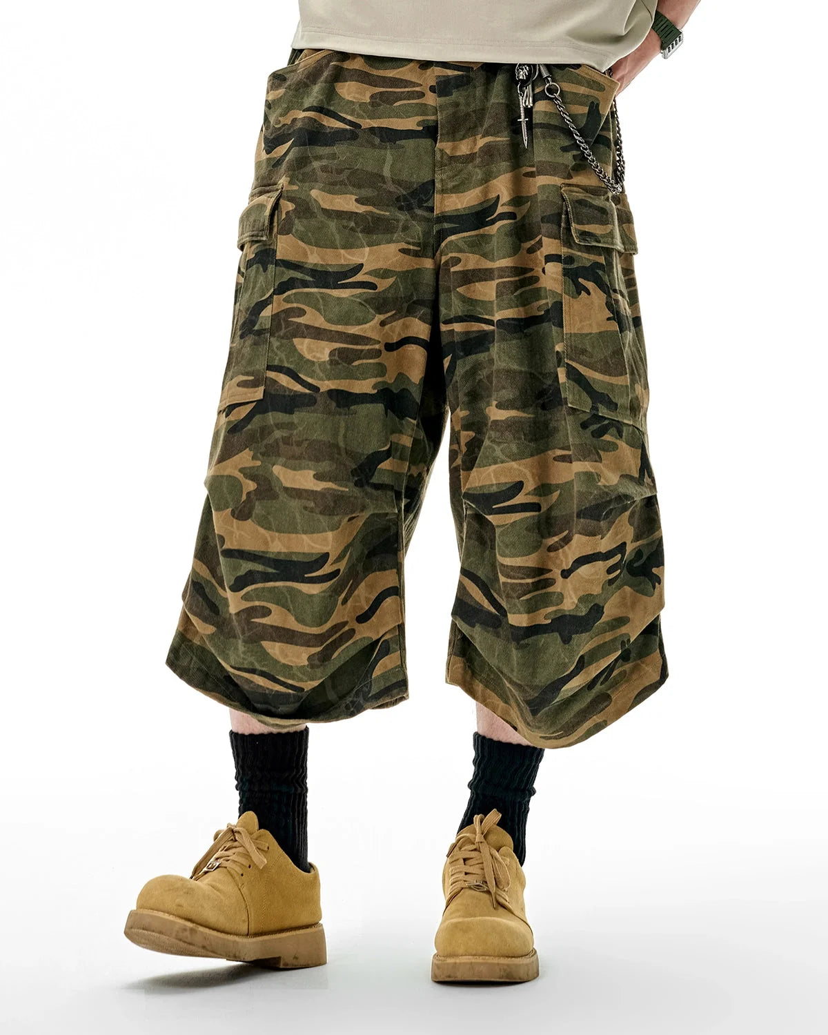 Omygoods Camo Cargo Baggy Shorts