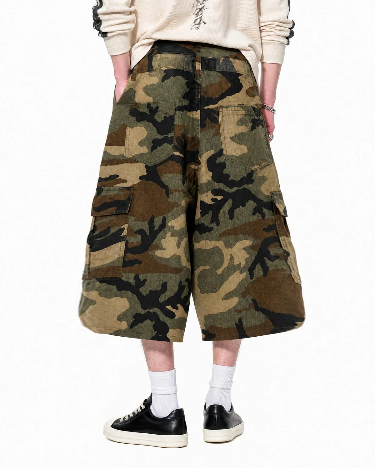 Omygoods Camo Cargo Longline Shorts