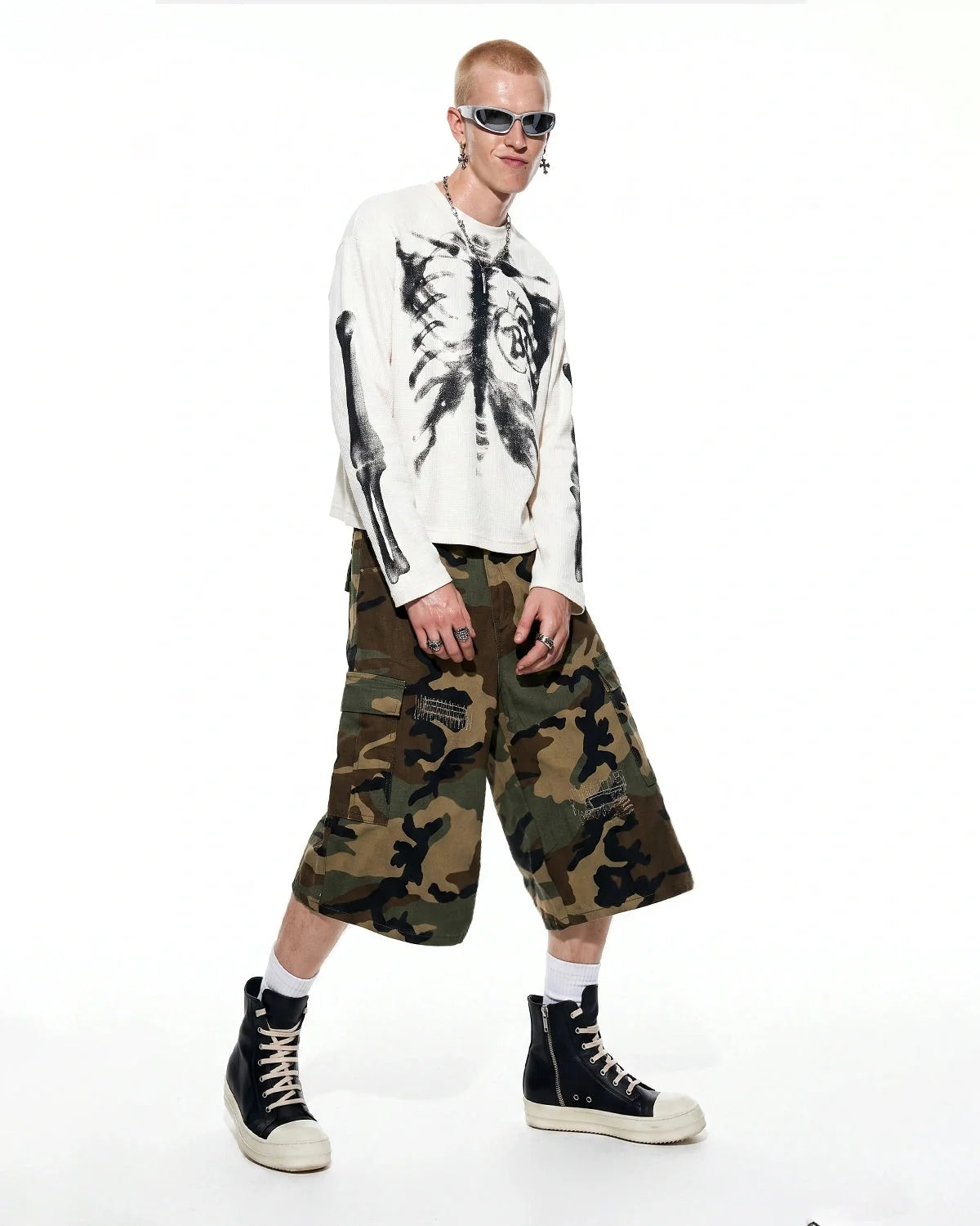 Omygoods Camo Cargo Longline Shorts