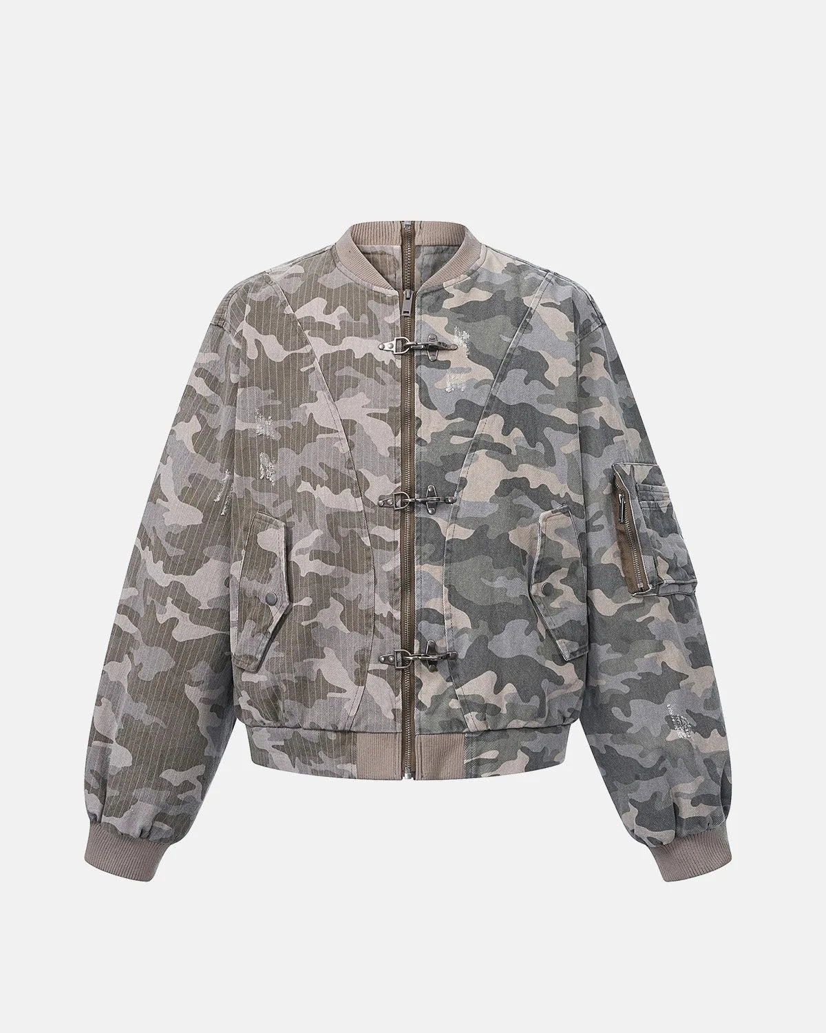 Omygoods Camo Metal Clasp Bomber Jacket