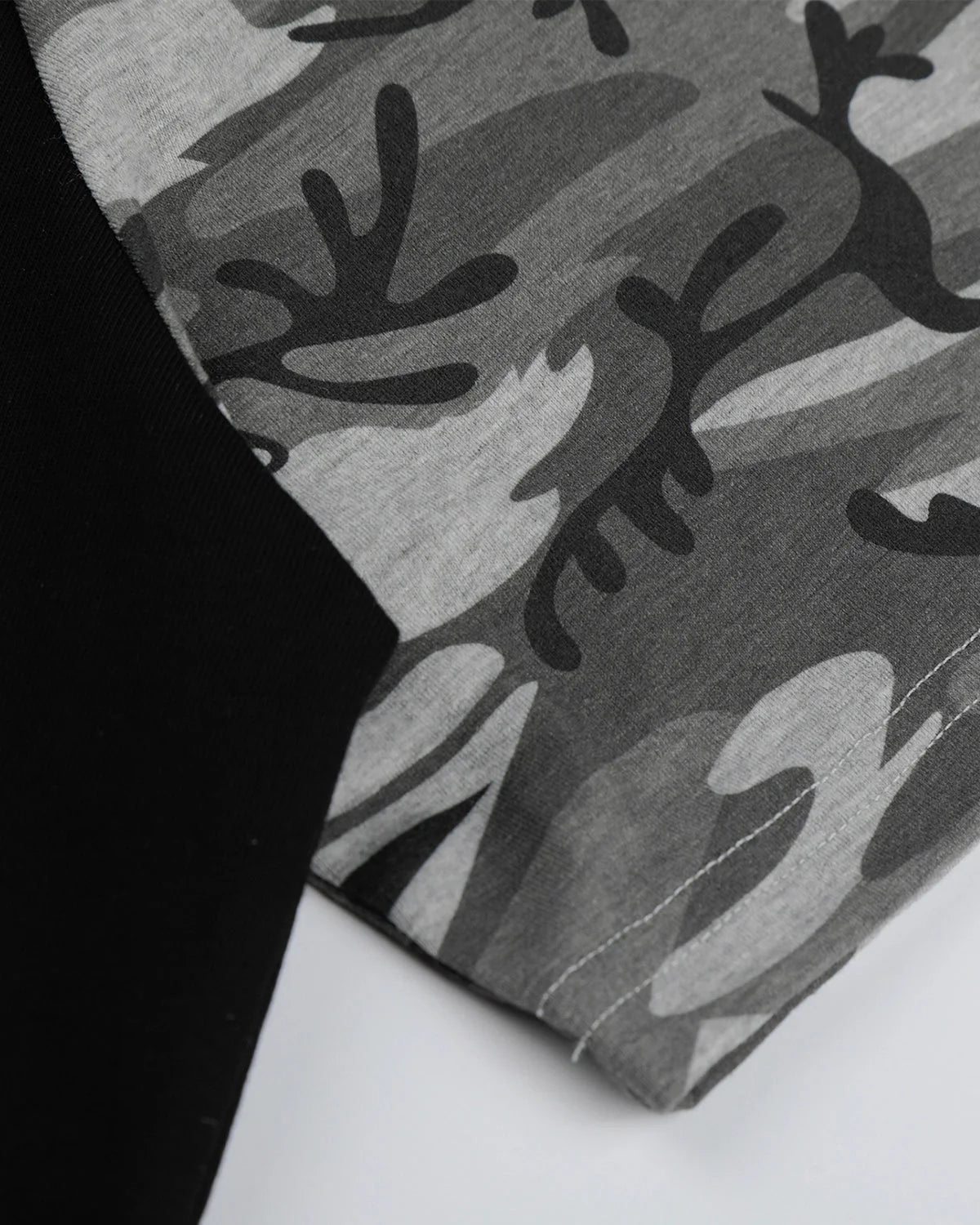 Omygoods Camo Sleeve Graphic Boxy T-Shirt