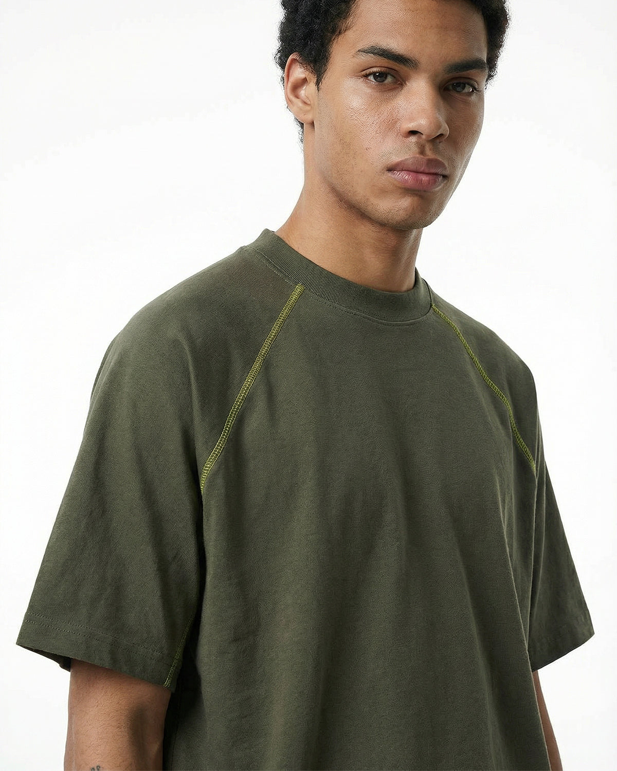 Omygoods Contrast Color Stiching Stretch T-Shirt