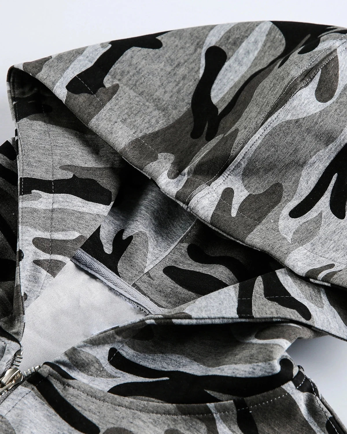 Omygoods Cropped Camouflage Zip Up Hoodie