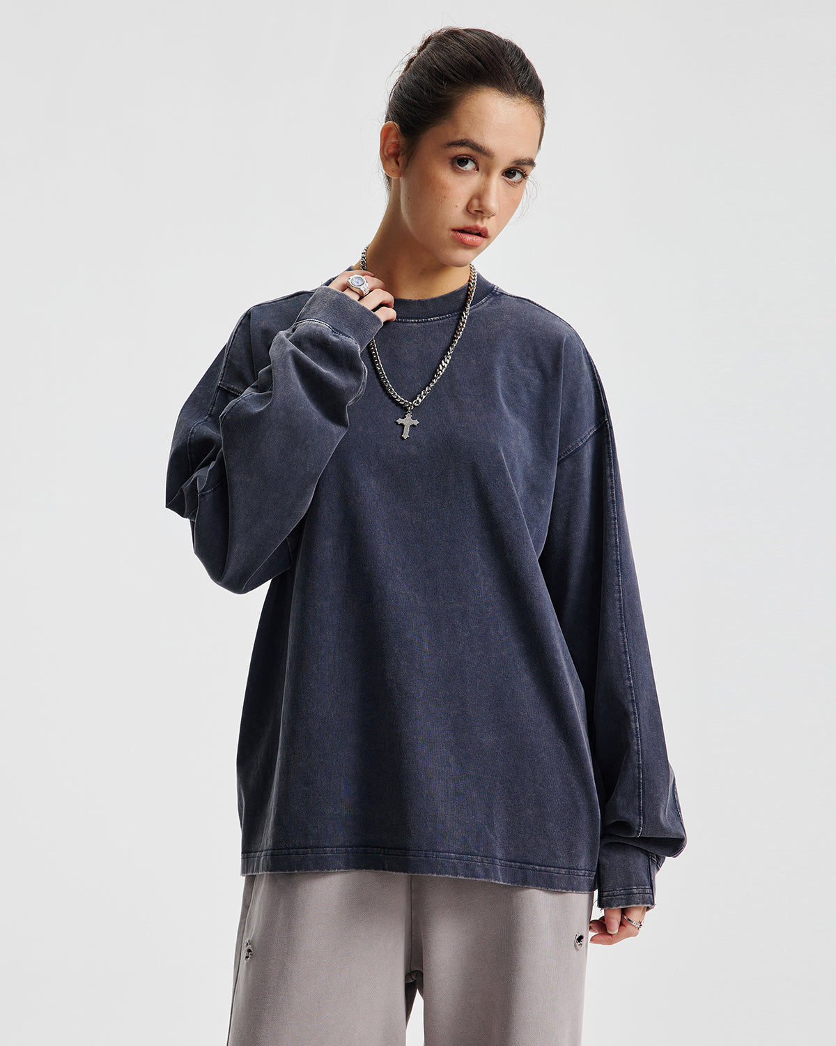 Omygoods Distressed Aicd Wash Oversized Long Sleeve Tee