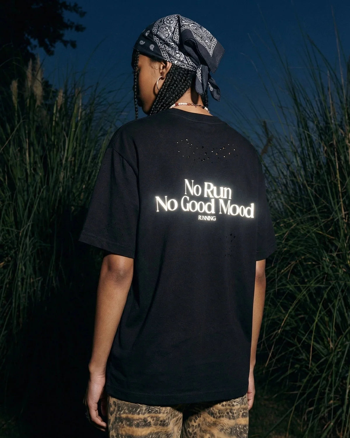Omygoods Distressed Reflective Washed T-Shirt