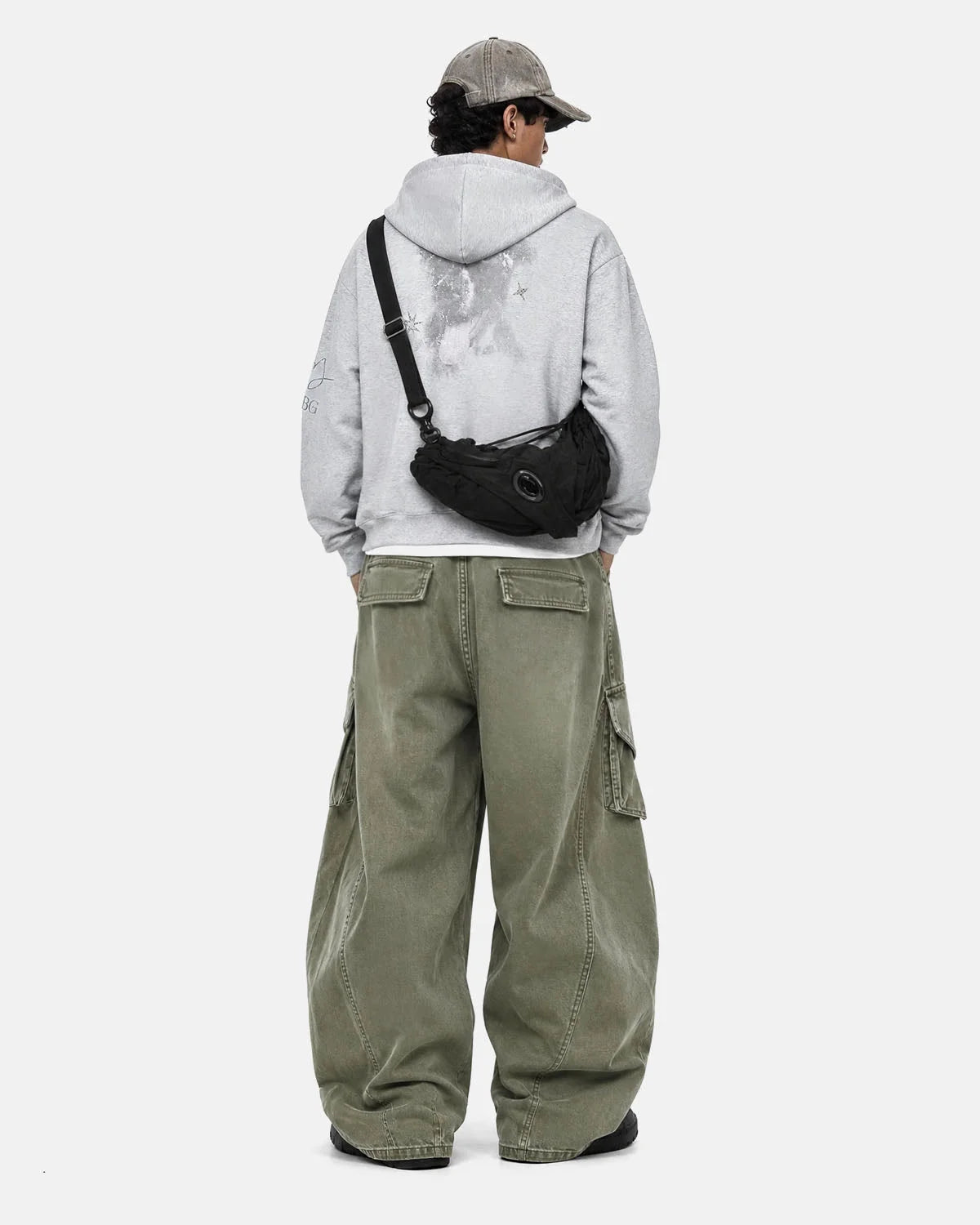 Omygoods Faded Dog Graphic Zip Up Hoodie