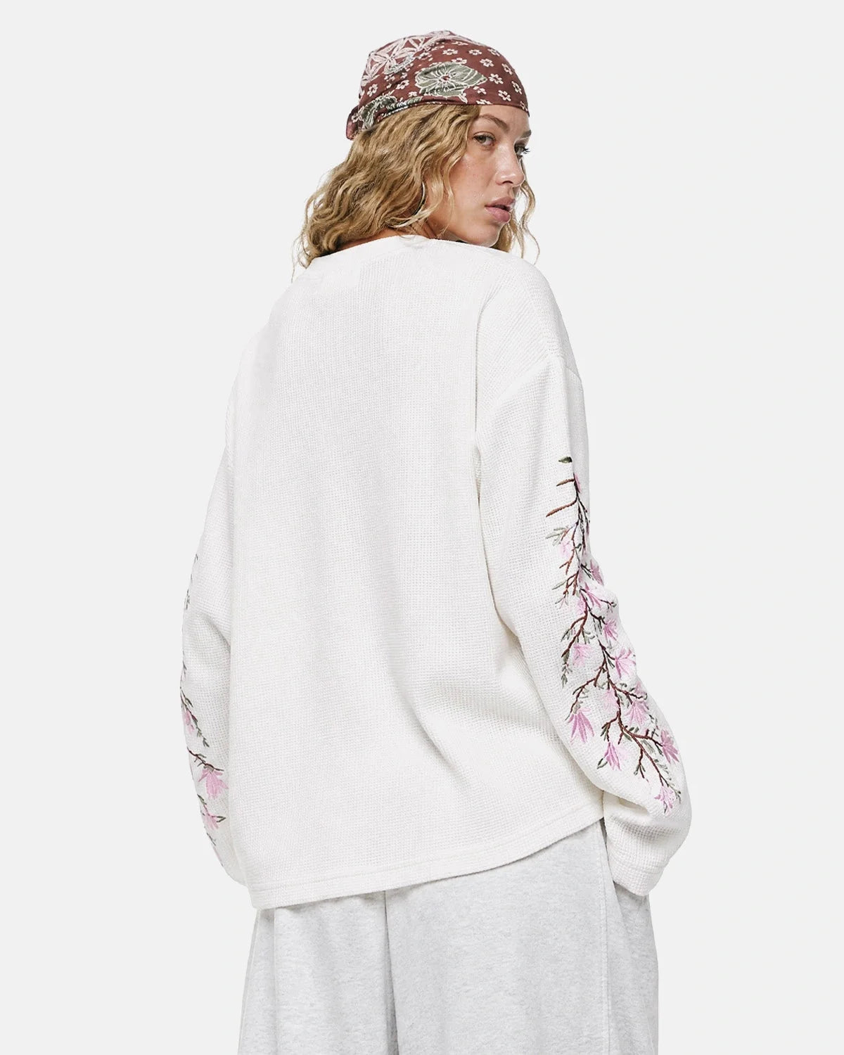 Omygoods Floral Embroidered Waffle T-Shirt